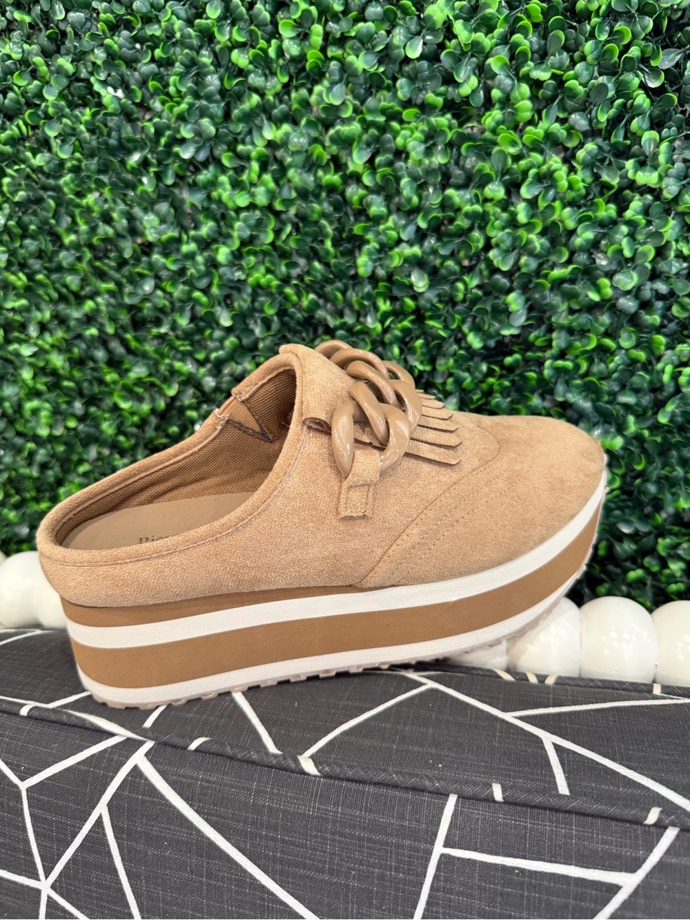 NEW Pierre Dumas Paloma-5 Taupe Mule